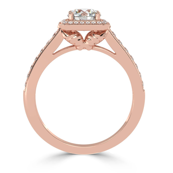 Radiant Symmetry: Diamond Solitaire Ring