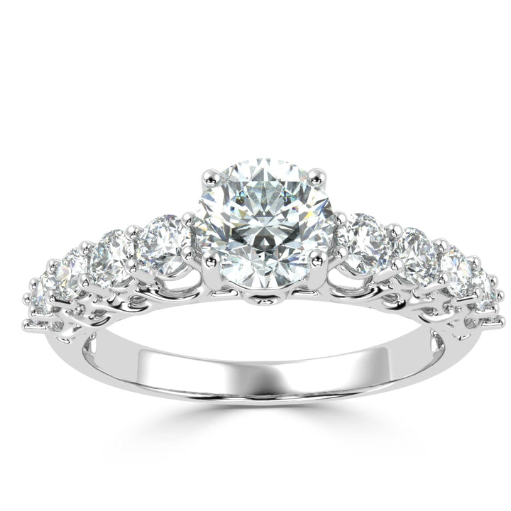 Eternal Radiance: Solitaire Diamond Ring