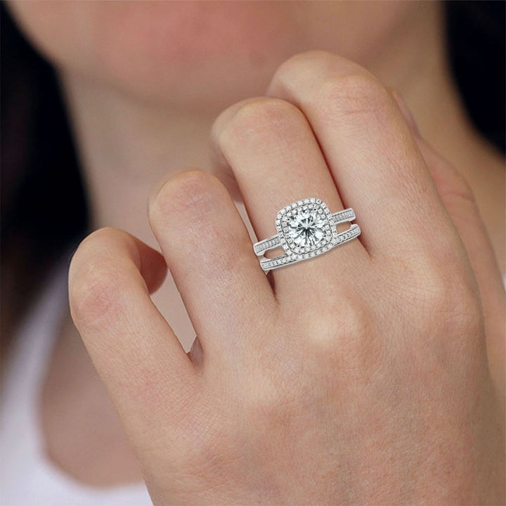 Celestial Harmony: A Tribute to Grace Solitaire Diamond Ring