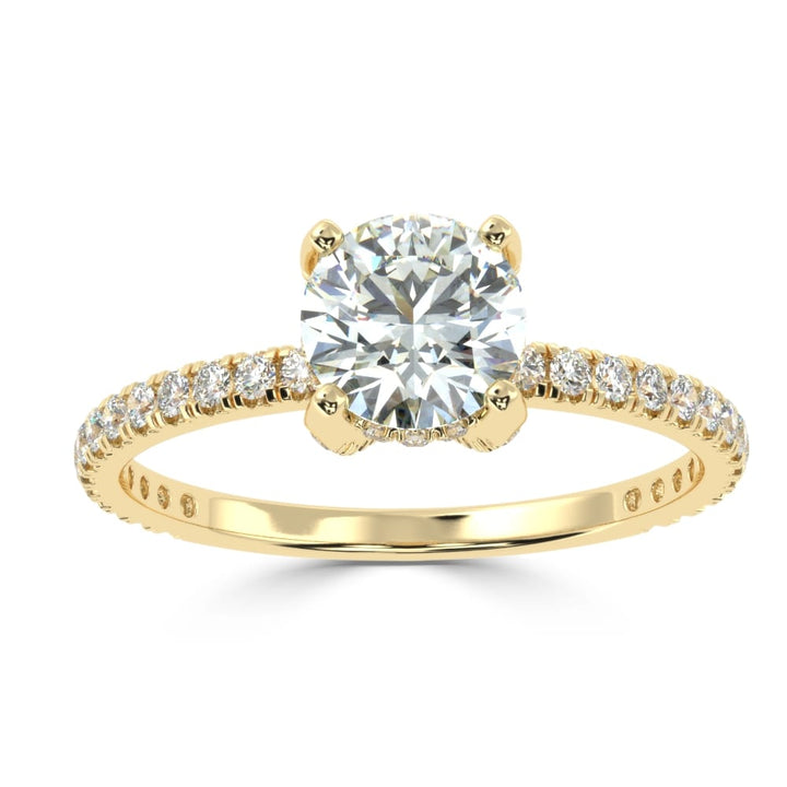 Enchanted Allure: The Prong and Micro Pave Solitaire