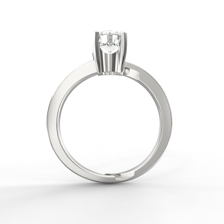 Unwavering Beauty: Endless Brilliance Solitaire Ring with Everlasting Design